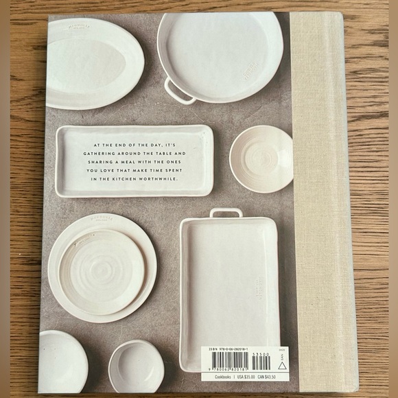 Magnolia Table Cookbook by Joanna Gaines - Picture 4 of 4